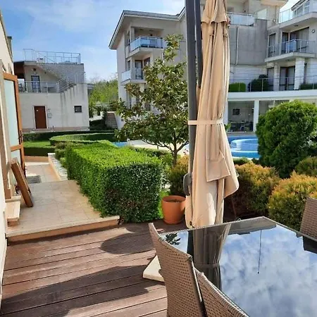 Sunny Villa